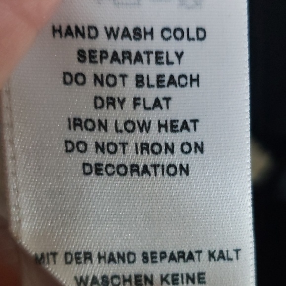 Sold.  True Religion crop tee - Picture 4 of 8